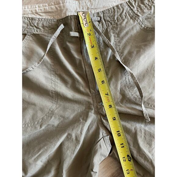 NWT Columbia Women Arch Cape Remix Cargo Capri Olive Green Sz Large Lightweight - Picture 5 of 9
